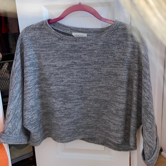 Grey Sweater - Picture 1 of 3